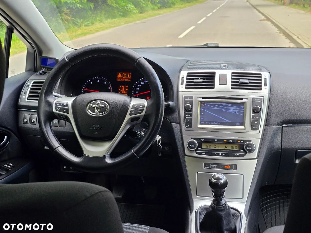 Toyota Avensis 2.0 D-4D Premium - 27
