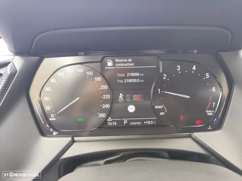 BMW 118 i Line Sport Auto - 24