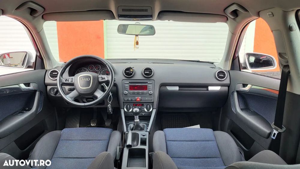 Audi A3 1.9 TDI Sportback Ambiente - 28