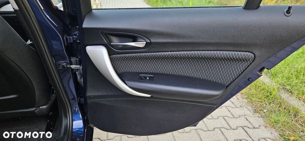 BMW Seria 1 - 32