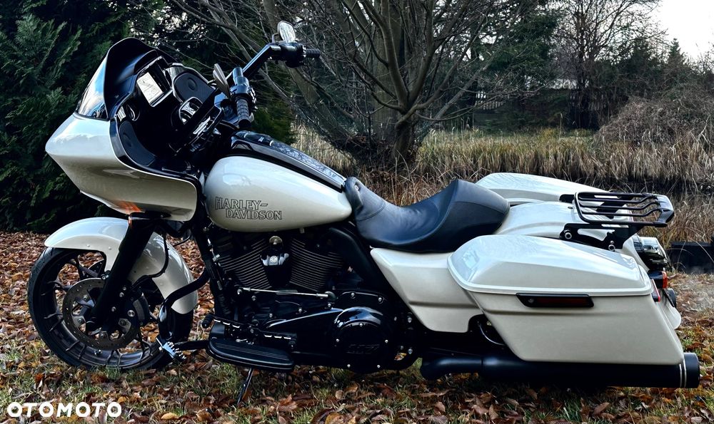 Harley-Davidson Touring Road Glide - 6