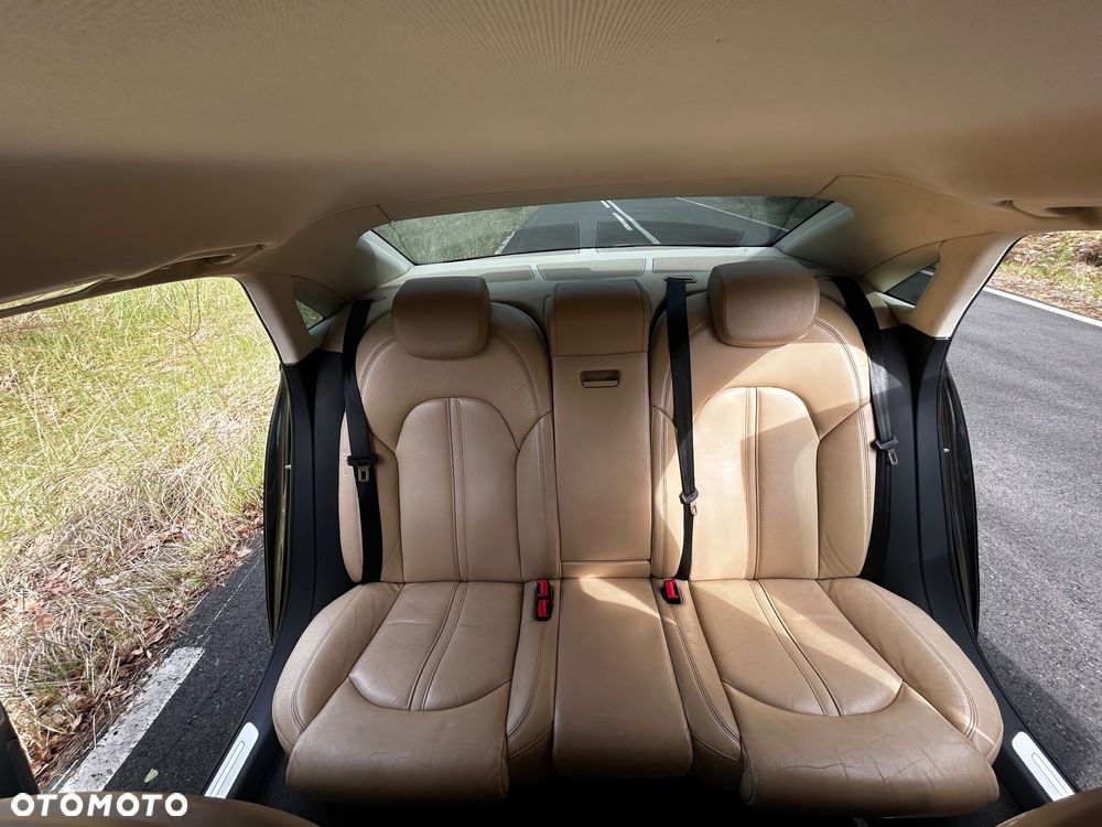 Audi A8 - 26