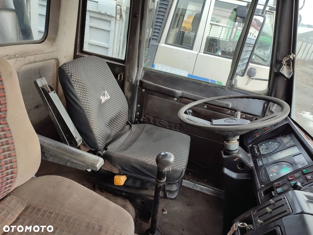 Steyr 32S32 - 5
