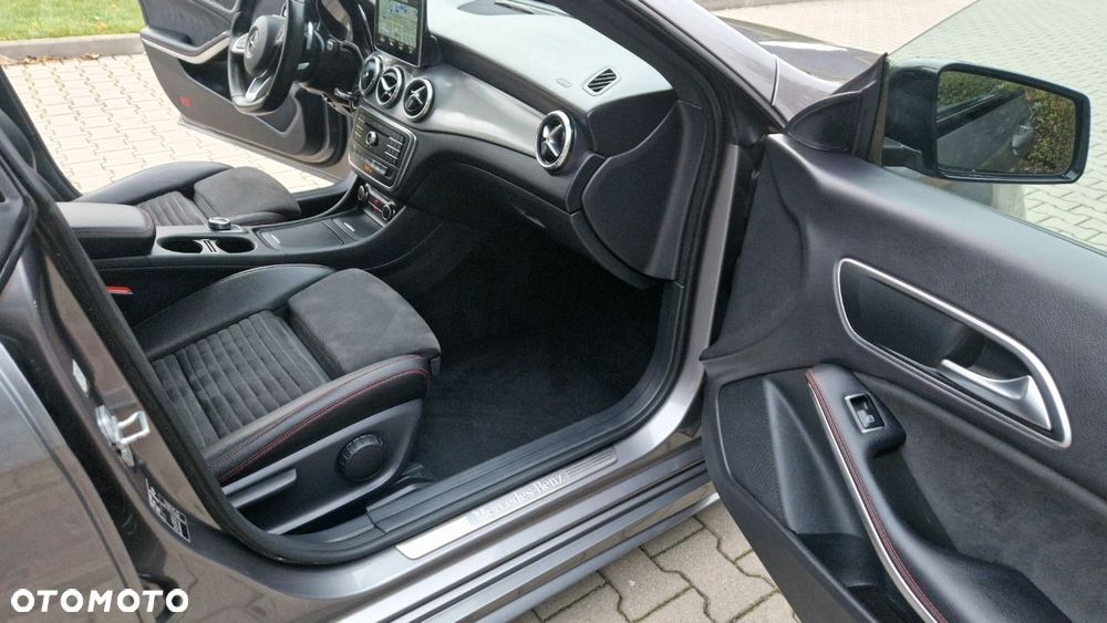 Mercedes-Benz CLA - 19