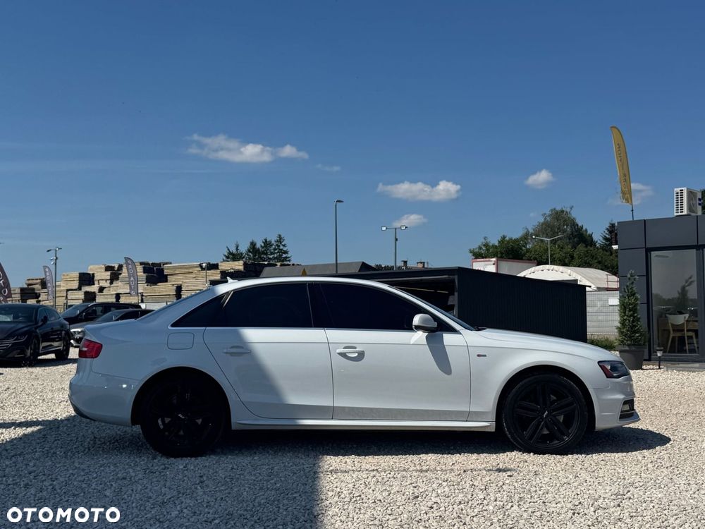 Audi A4 Limousine - 4