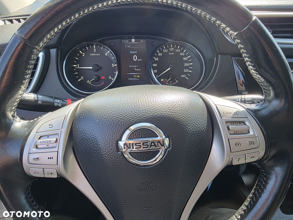 Nissan Qashqai 1.6 dCi 360 S&S - 26