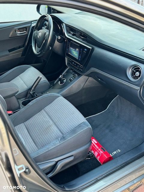 Toyota Auris 1.8 VVT-i Automatik Style Selection - 31