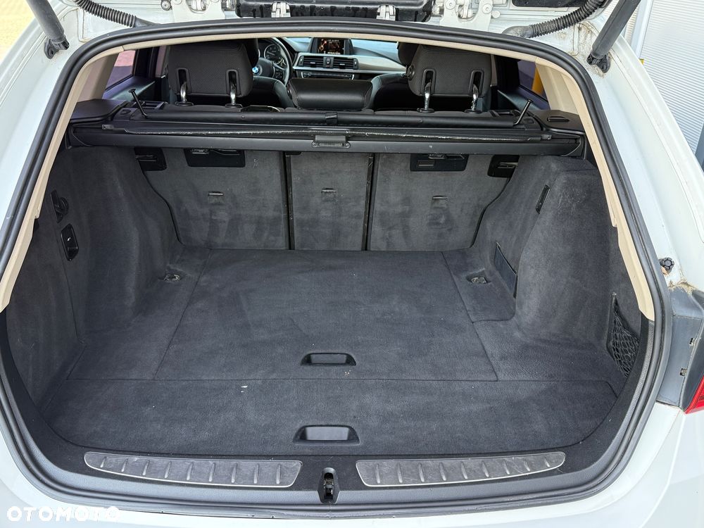 BMW Seria 3 318d Modern Line - 12