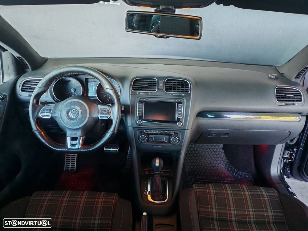 VW Golf 2.0 TSi GTI DSG - 9