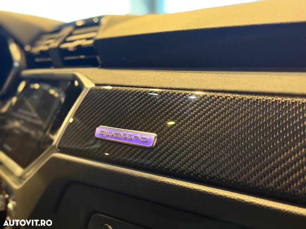 Audi RS Q3 RSQ3 2.5 TFSI quattro S tronic - 28