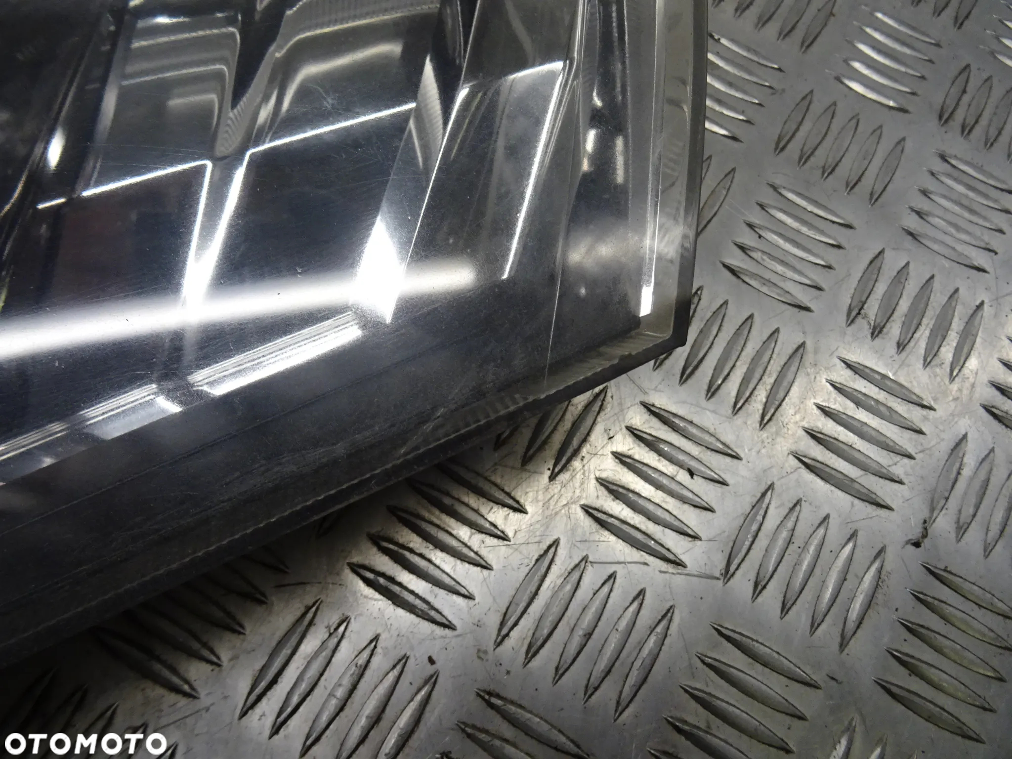 HONDA CIVIC VIII HB 5D 1.4B GRILL CHROM ATRAPA ZDERZAKA - 13