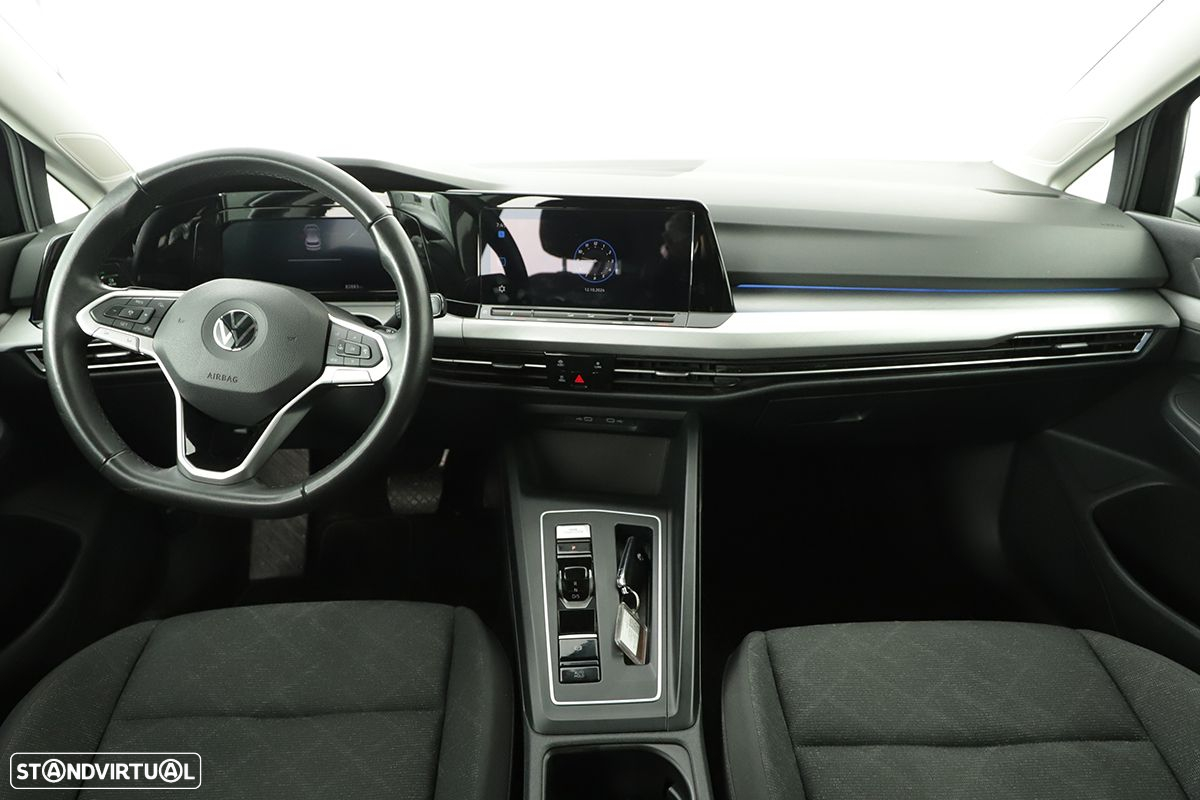 VW Golf 1.0 eTSI Life DSG - 6