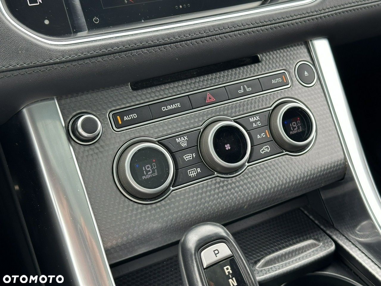 Land Rover Range Rover Sport SDV6 Autobiography Dynamic - 20