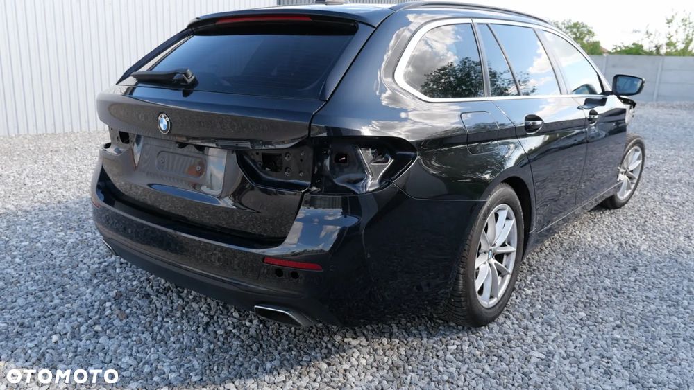 BMW Seria 5 530d xDrive - 5
