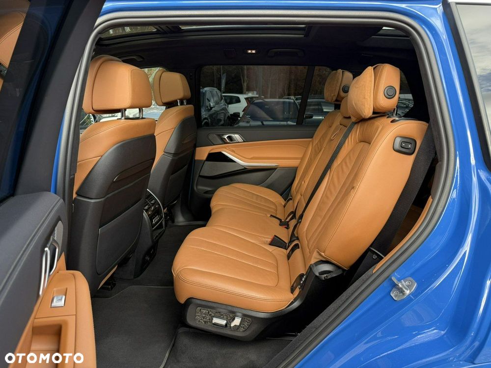 BMW X7 M50i sport - 20