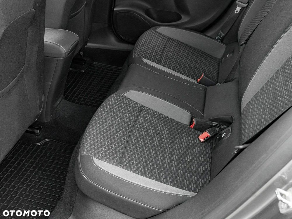 Opel Astra V 1.2 T GS Line S&S - 27