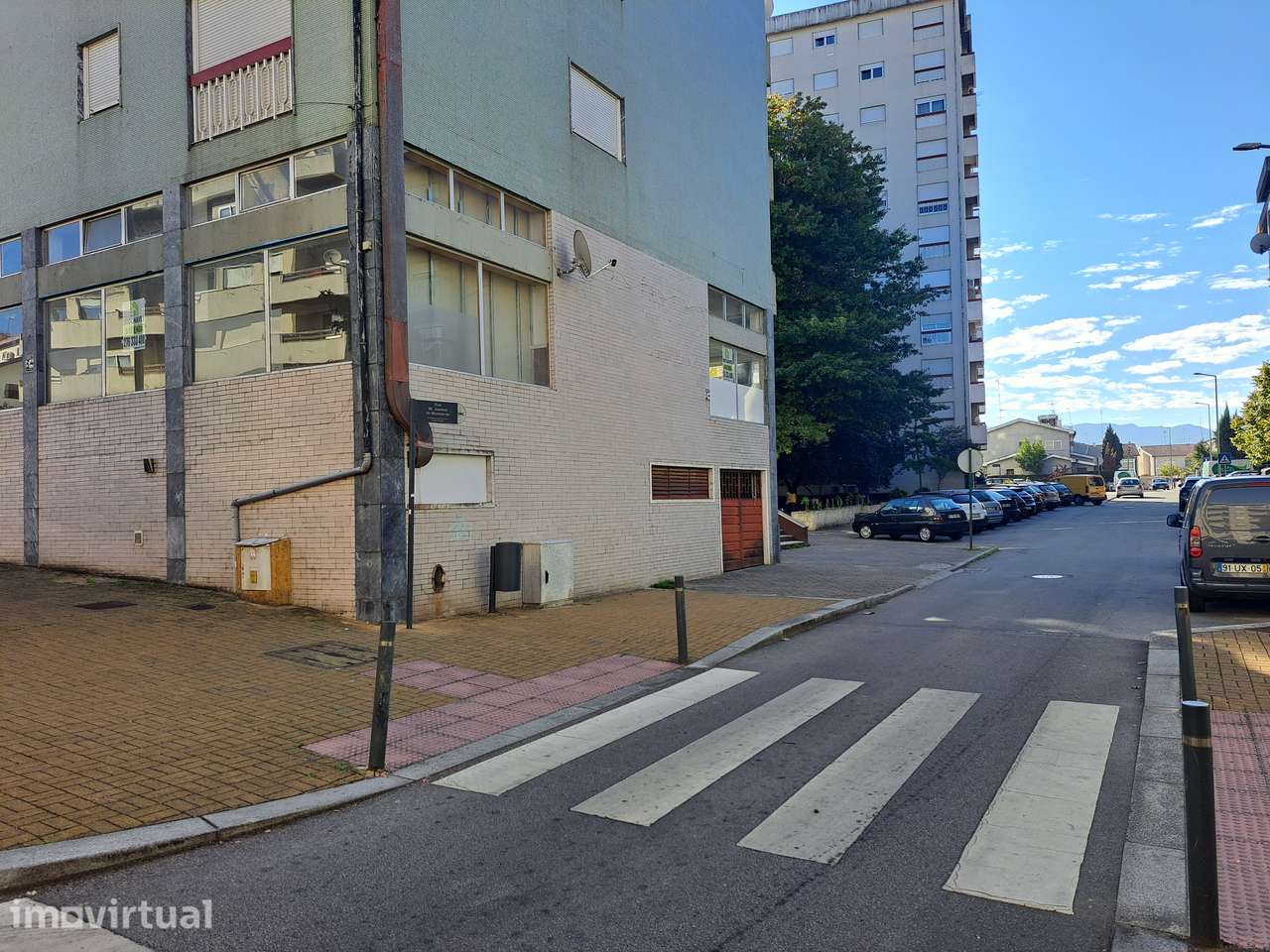LOJA E GARAGEM 120 M2 - Grande imagem: 4/16