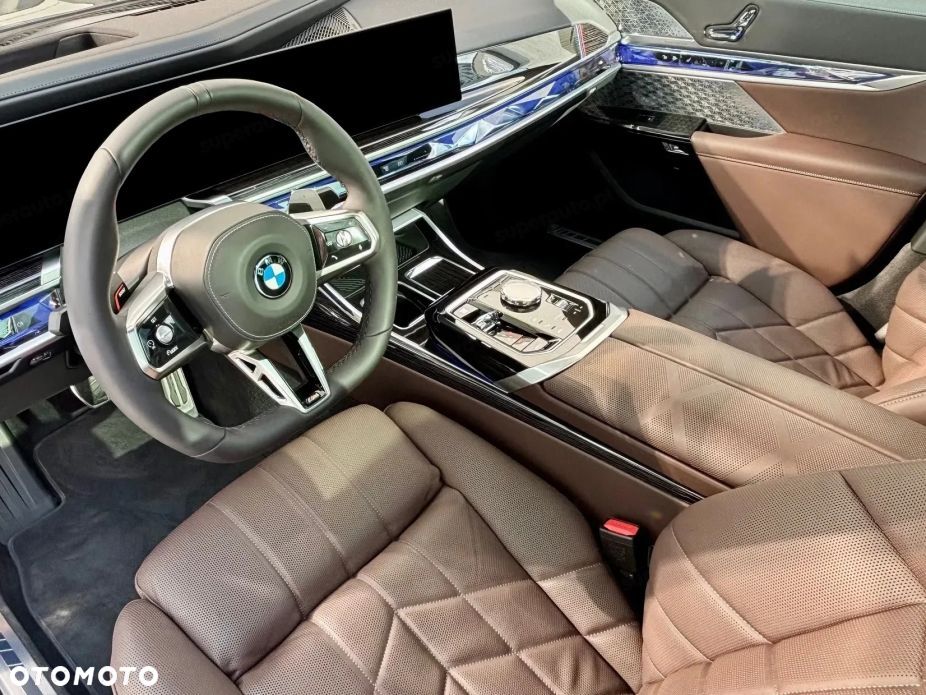BMW Seria 7 740d xDrive mHEV M Sport sport - 7