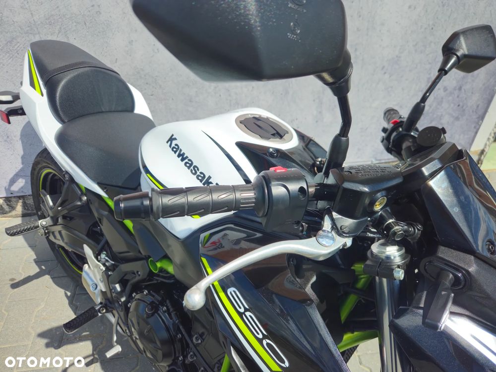 Kawasaki Z 650 - 25