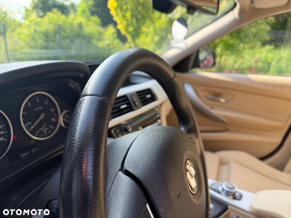 BMW Seria 3 - 14
