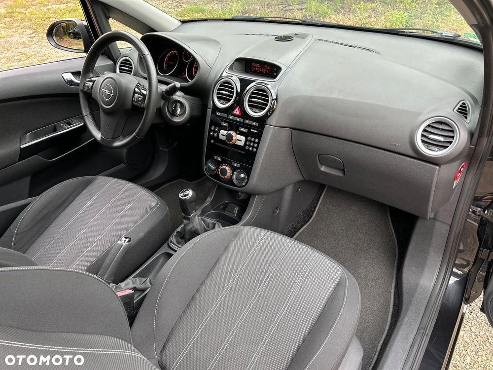 Opel Corsa - 16
