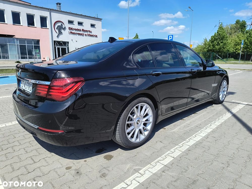 BMW Seria 7 730d - 16