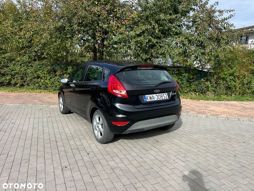 Ford Fiesta 1.25 Titanium - 21