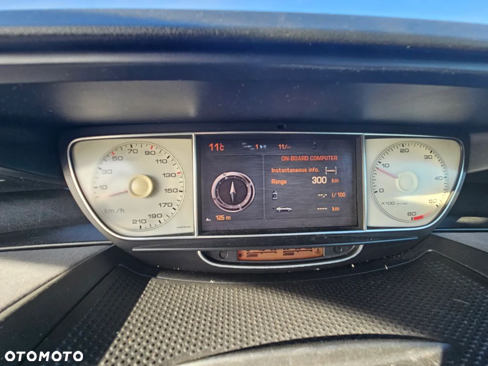 Citroën C8 2.0 HDi Exclusive - 20