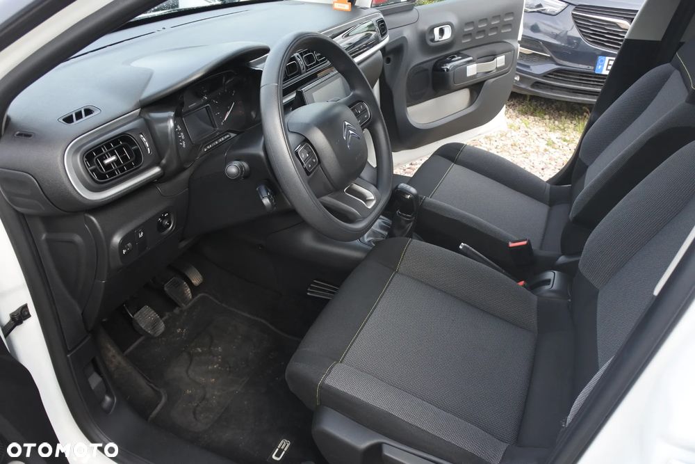 Citroën C3 Pure Tech 82 SHINE - 9