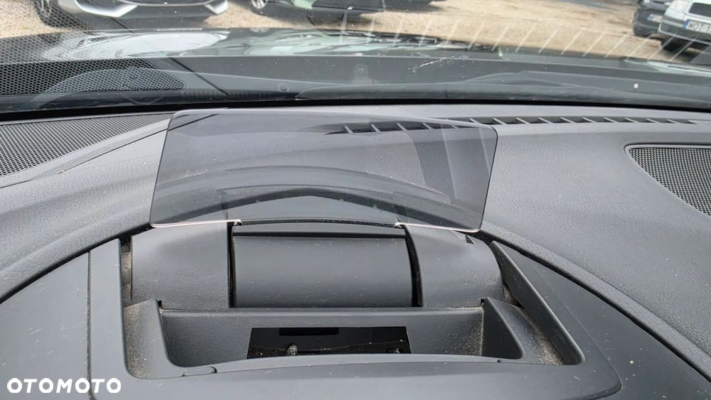 Mazda 3 1.5 D Skypassion - 32