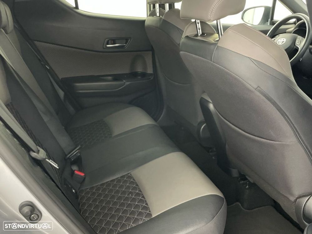 Toyota C-HR 1.8 Hybrid Exclusive - 23
