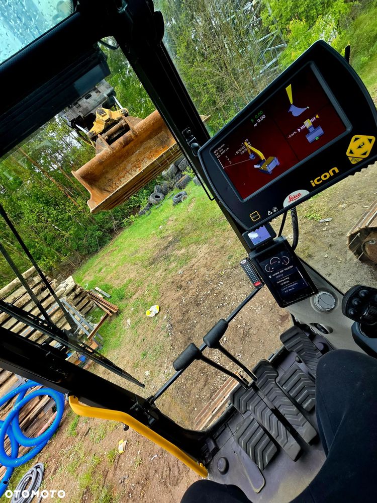 Volvo EC 250 EL - 22