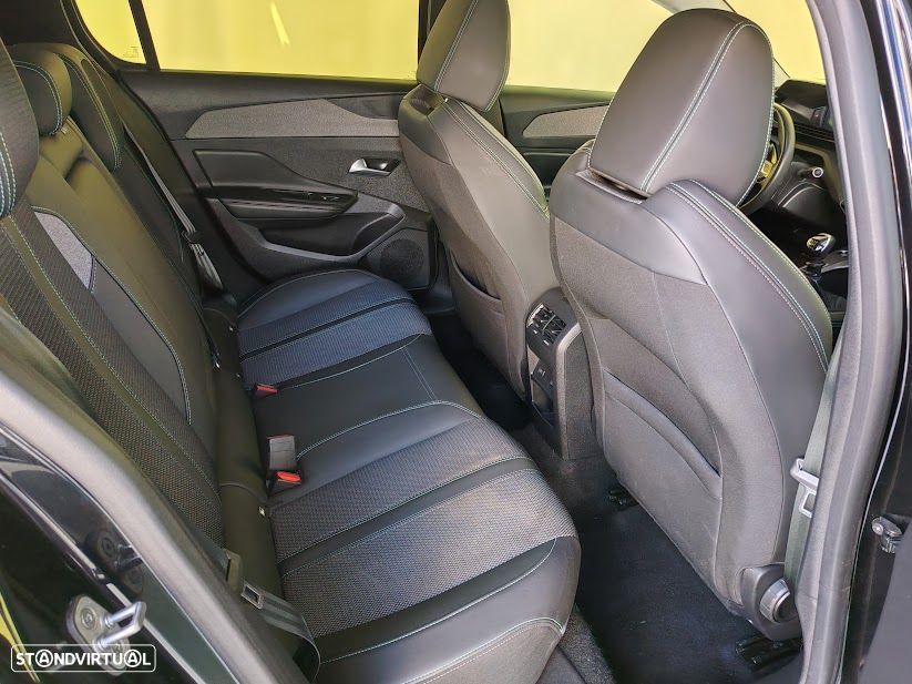 Peugeot 308 1.2 PureTech Allure - 10