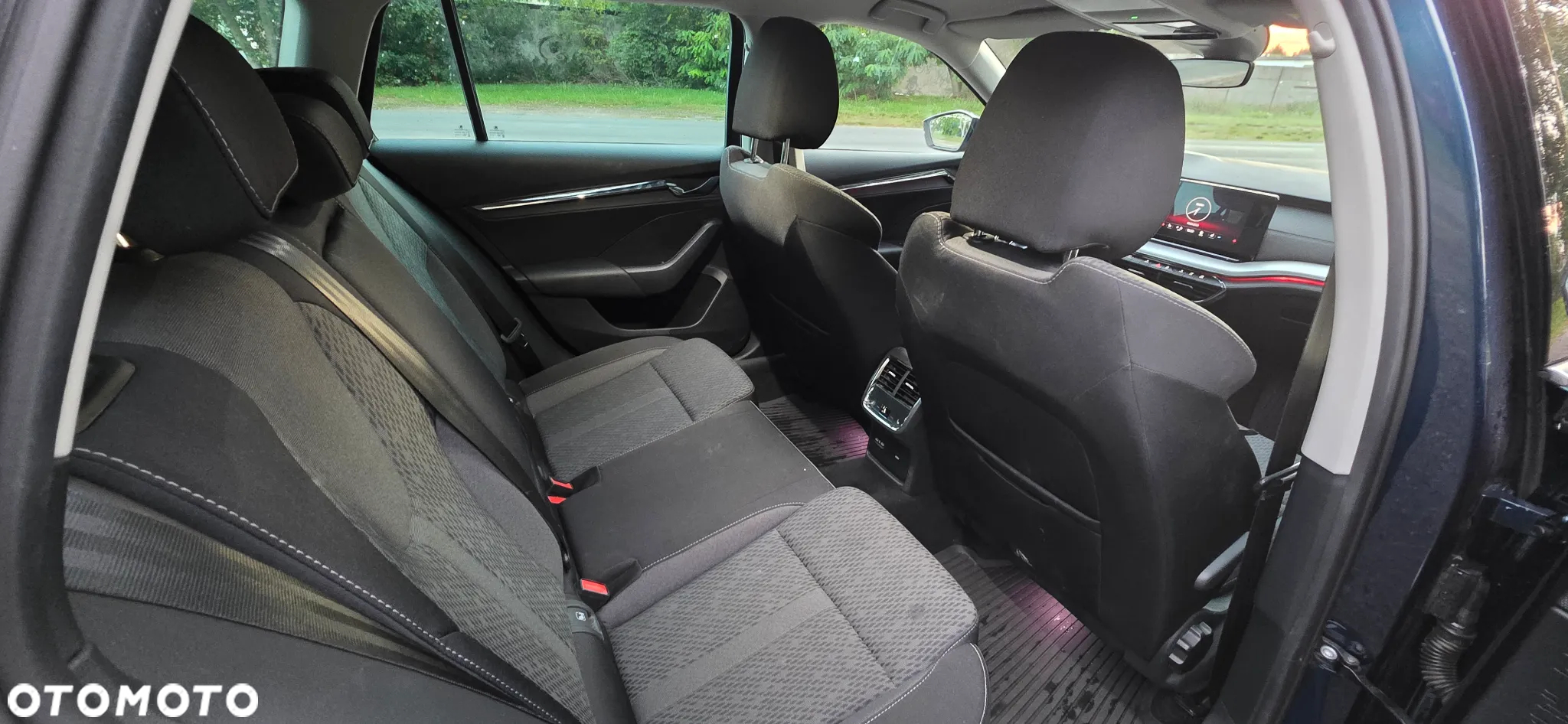 Skoda Octavia 2.0 TSI 4x4 Style DSG - 11