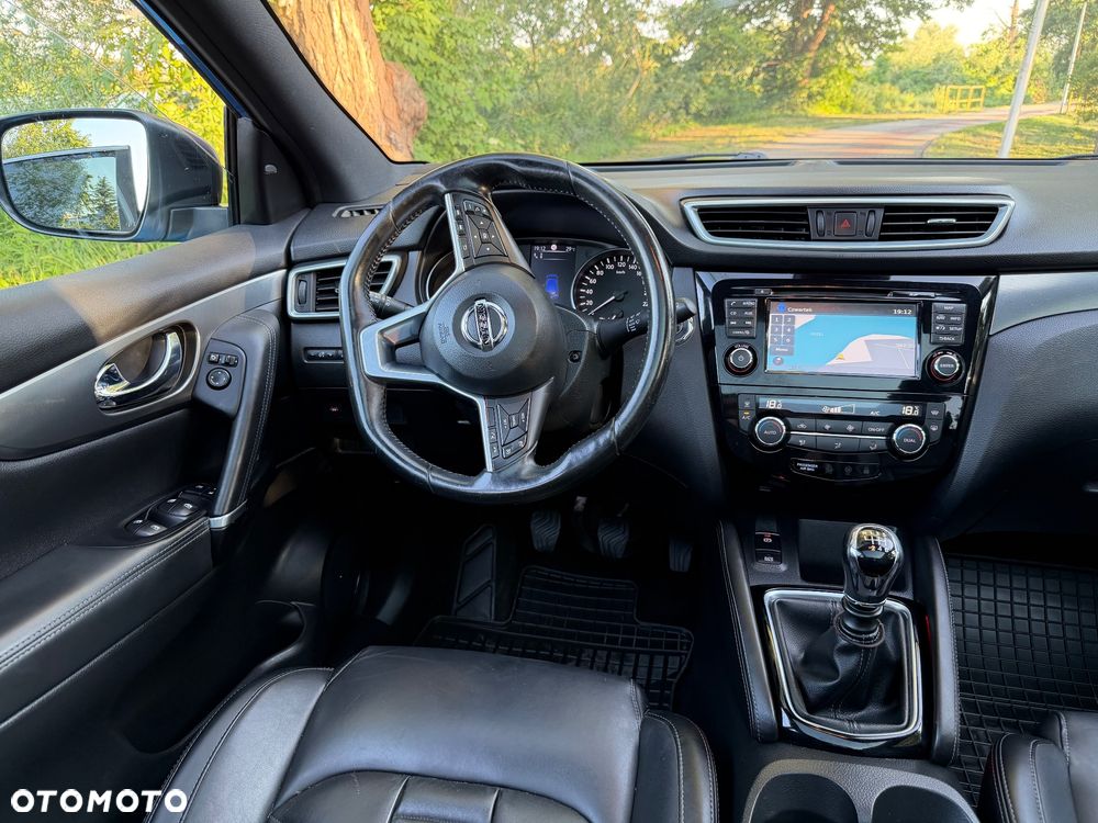 Nissan Qashqai 1.6 DIG-T Tekna+ - 16