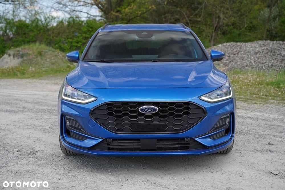 Ford Focus 1.0 EcoBoost mHEV ST-Line X - 2