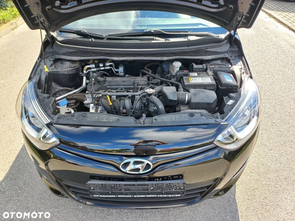 Hyundai i20 1.2 Trend - 16