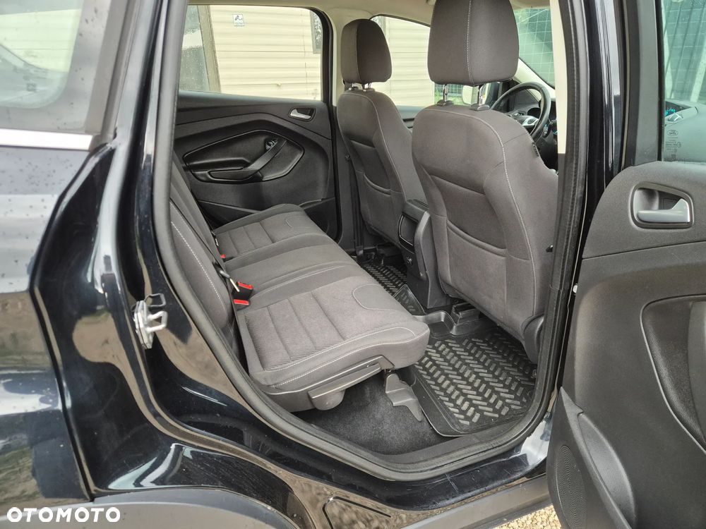 Ford Kuga 2.0 TDCi 4x4 Titanium - 11