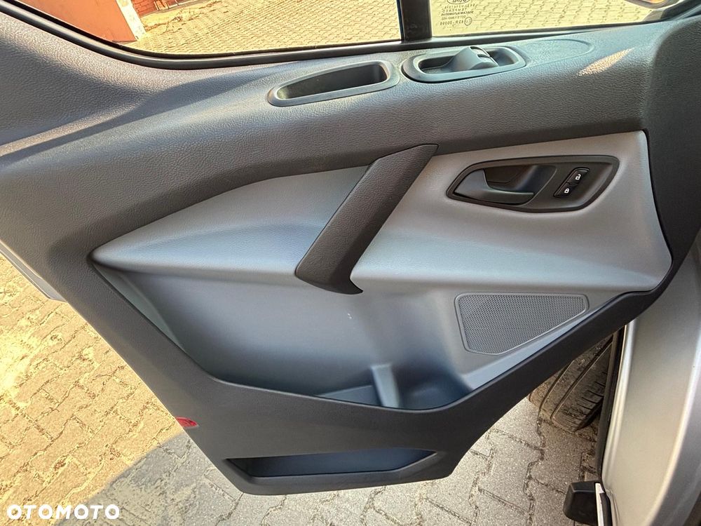 Ford Transit Custom - 10