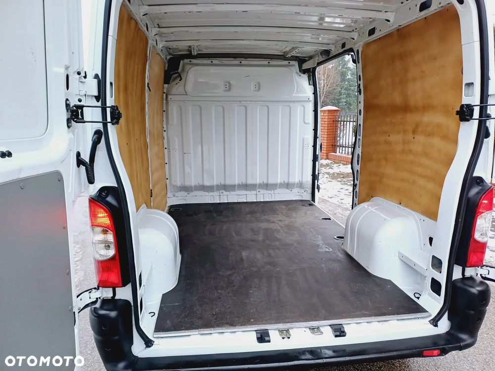 Renault Master - 25