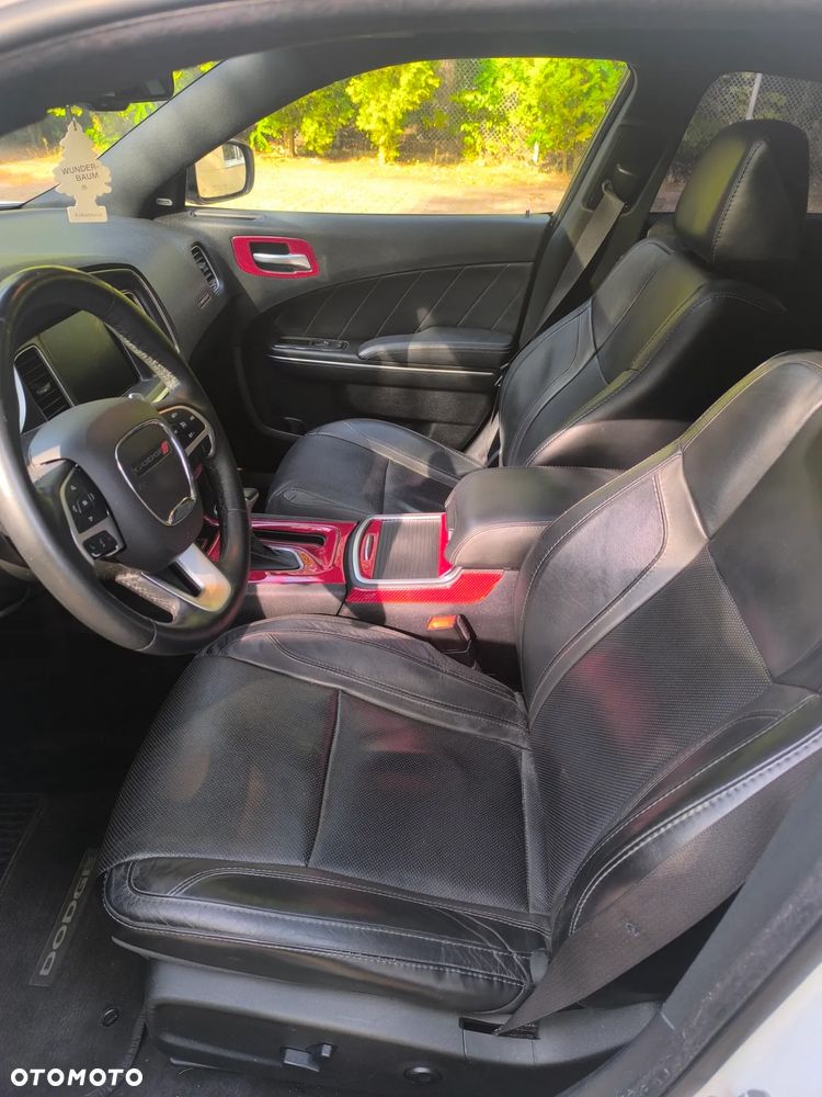 Dodge Charger ver-5-7-r-t - 10