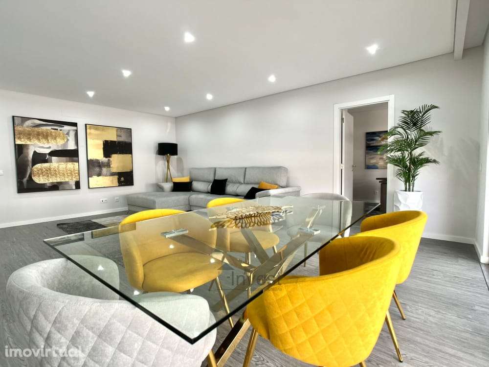 Apartamento T4 Com Piscina e Garagem - Olhão - Grande imagem: 3/19