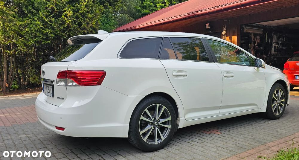 Toyota Avensis 2.0 Sol plus EU5 - 3