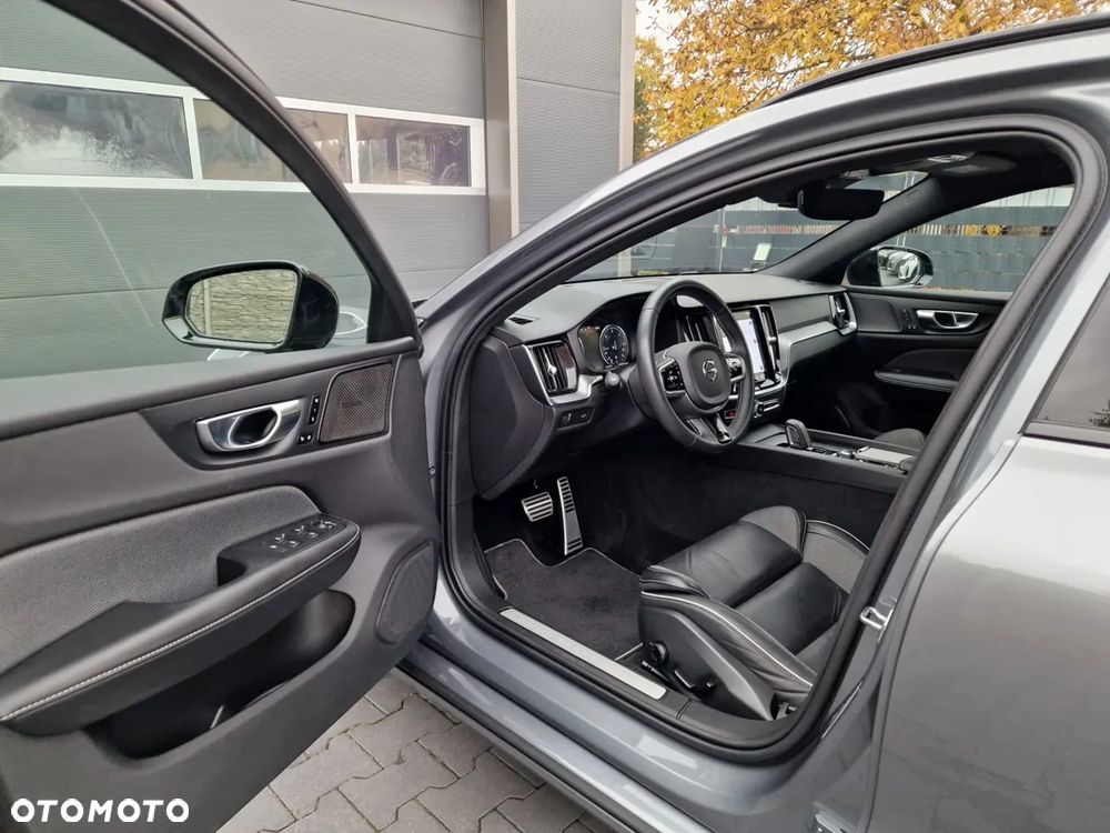 Volvo V60 B4 D Geartronic RDesign - 17