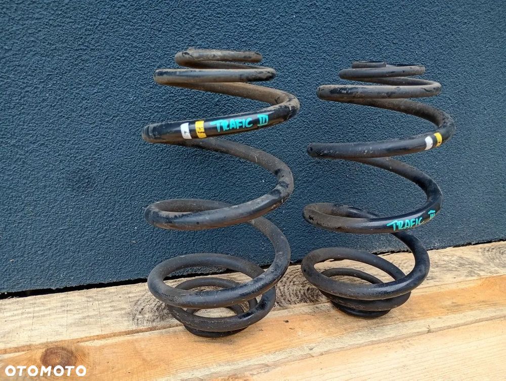 sprężyna tylna tył lewa prawa renault trafic iii vivaro b talento 2014-2025 - 2