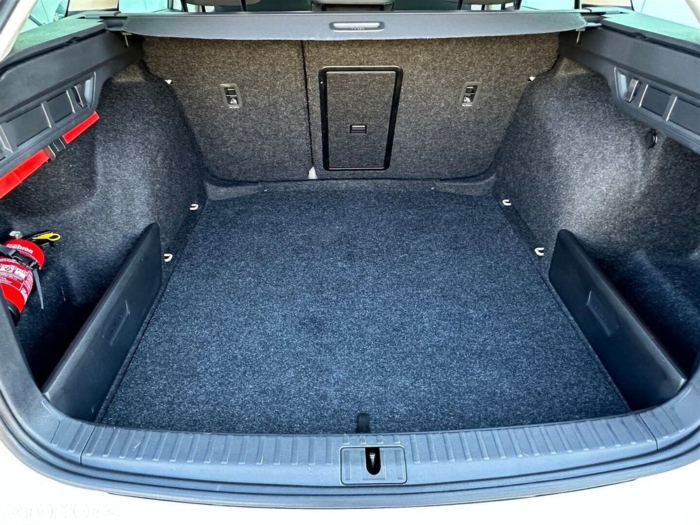 Skoda Octavia 1.5 TSI Selection - 9