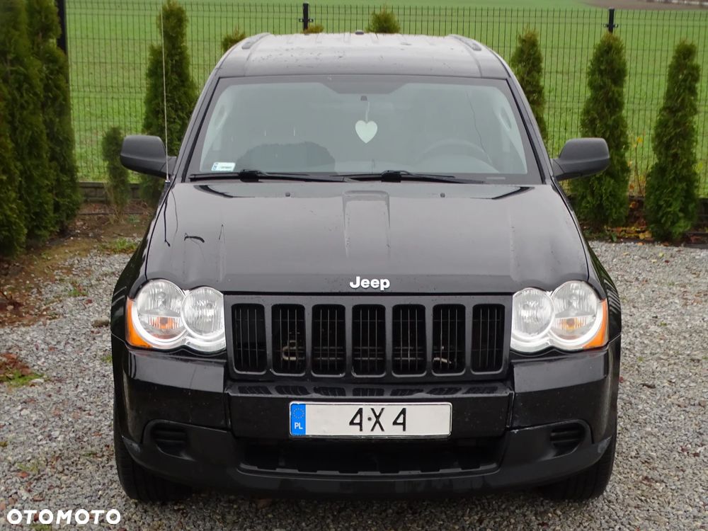 Jeep Grand Cherokee - 21