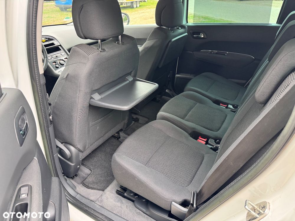 Peugeot 5008 2.0 BlueHDi Allure - 11