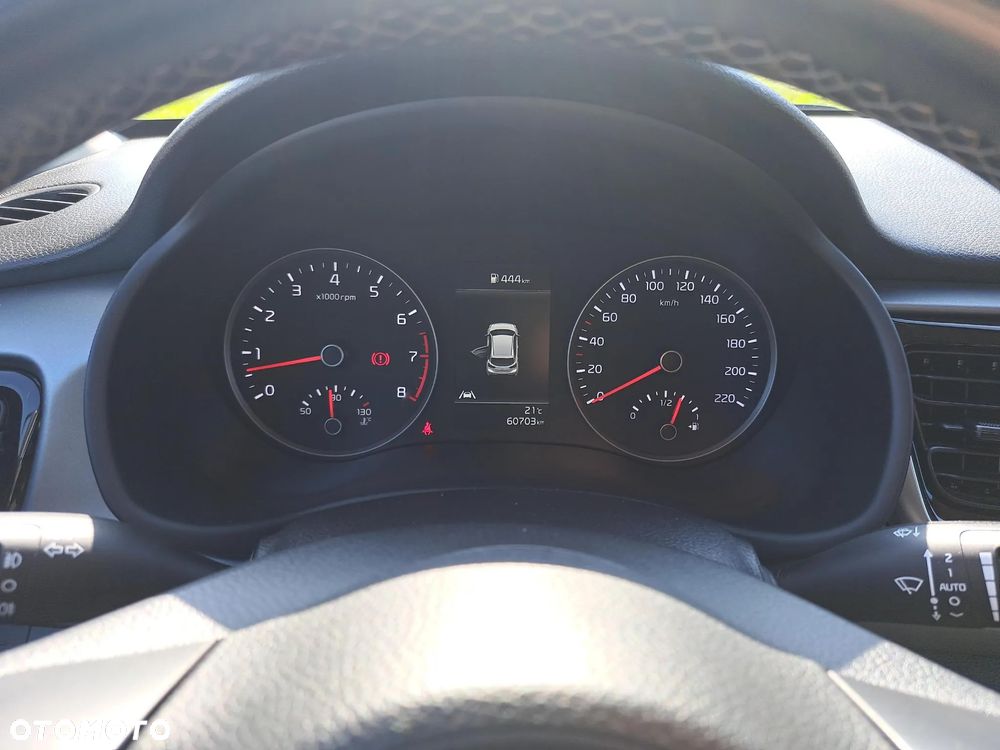 Kia Rio 1.2 L - 15