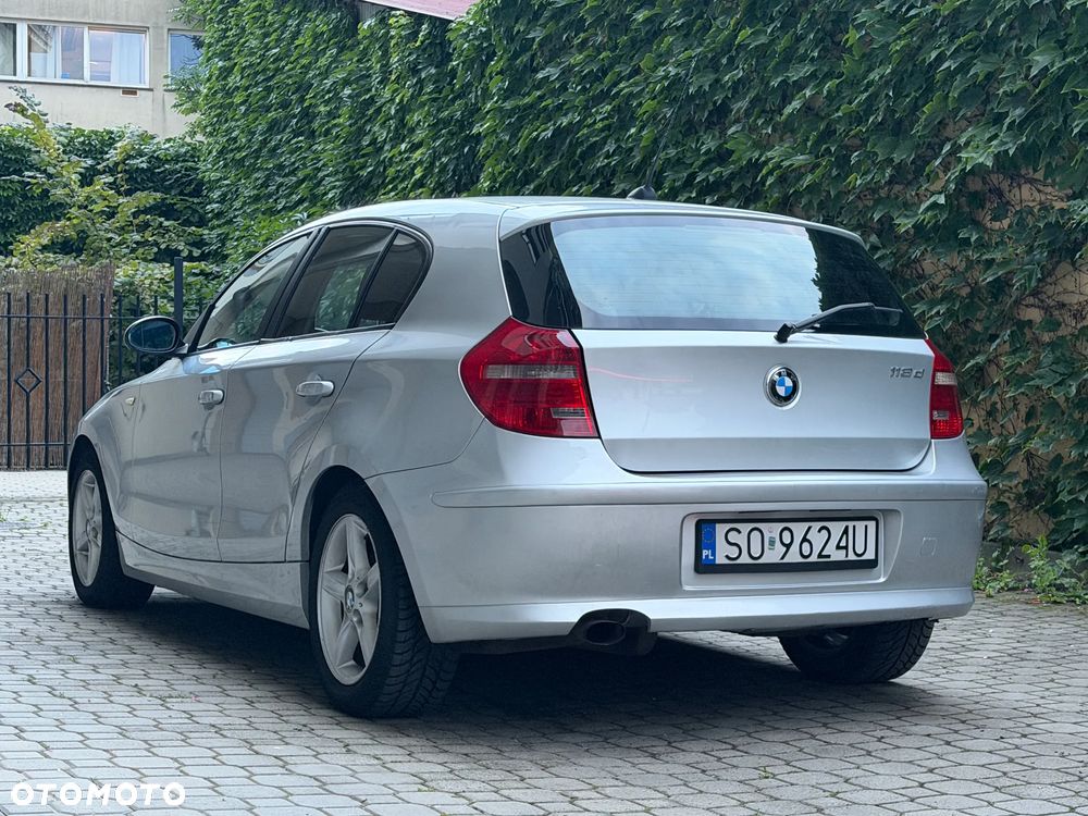 BMW Seria 1 118d - 6